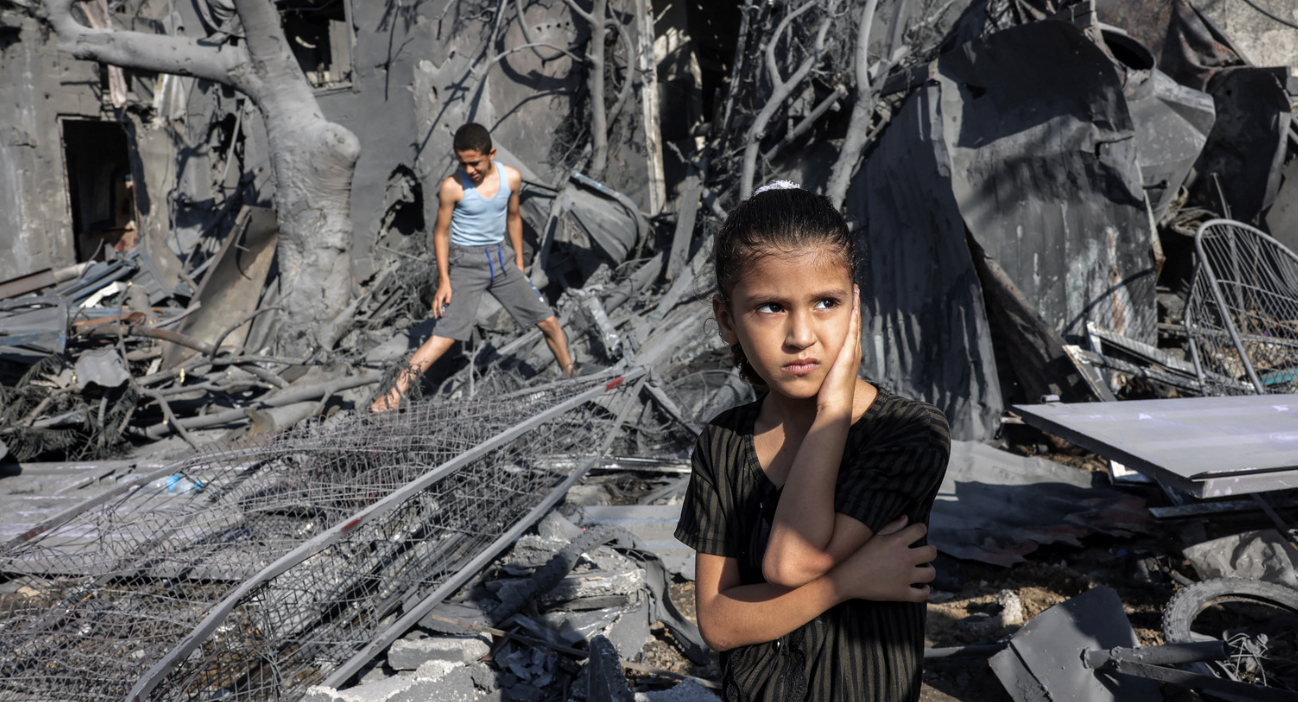 In Gaza, a ‘tipping point’ for social media at war